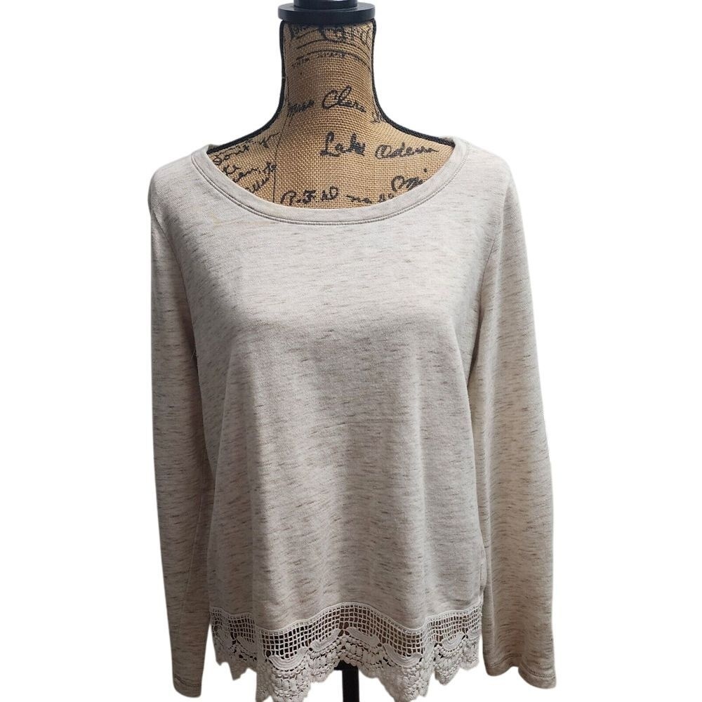 Chaps & Dreams California Light‎ Gray Long Sleeve Top with Crochet Lace Large